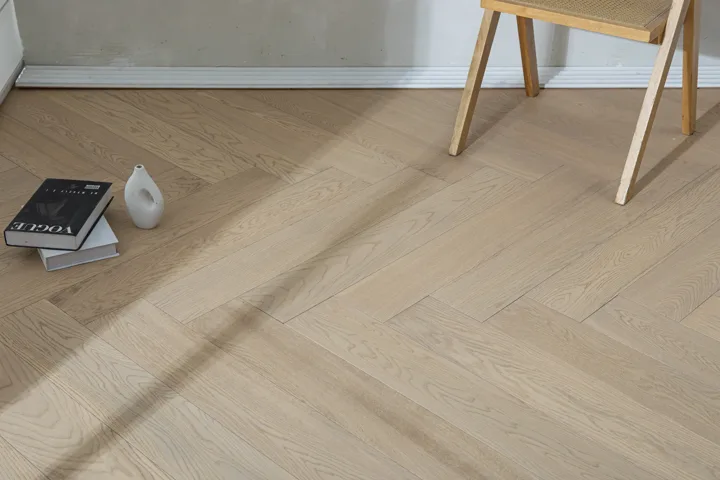 Satin Greige Herringbone engineered oak flooring, product photograph 8