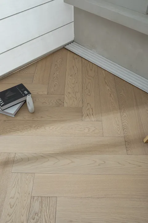 Satin Greige Herringbone engineered oak flooring, product photograph 17