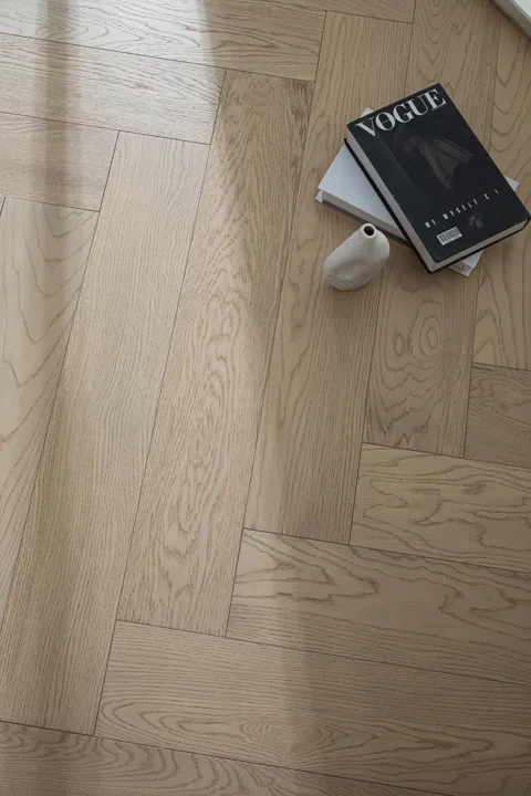 Satin Greige Herringbone engineered oak flooring, product photograph 19