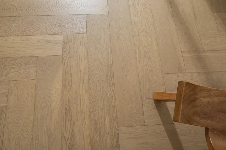 Latte Tan Herringbone engineered oak flooring, product photograph 12
