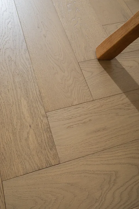 Latte Tan Herringbone engineered oak flooring, product photograph 15
