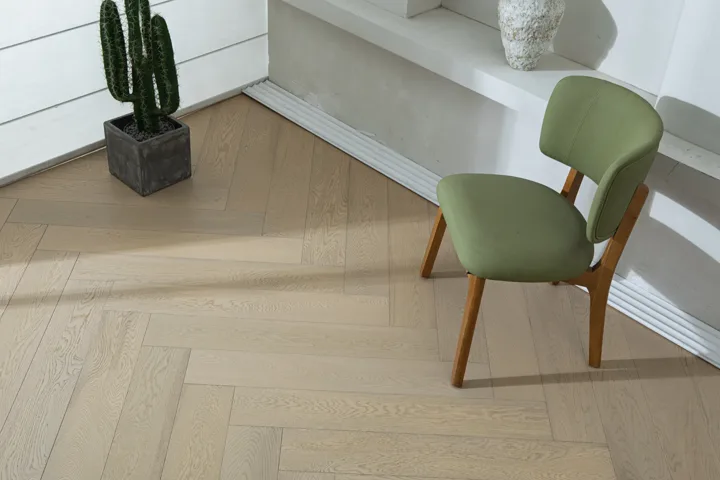Washed Sand Herringbone engineered oak flooring, product photograph 5