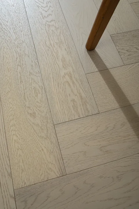Washed Sand Herringbone engineered oak flooring, product photograph 15
