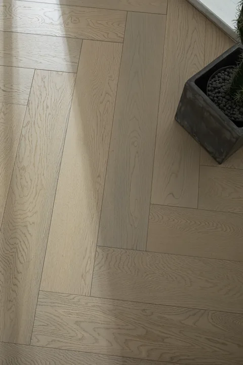 Washed Sand Herringbone engineered oak flooring, product photograph 19