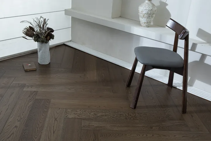 Burnished Java Herringbone engineered oak flooring, product photograph 7