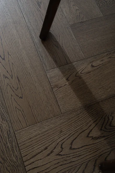 Burnished Java Herringbone engineered oak flooring, product photograph 15